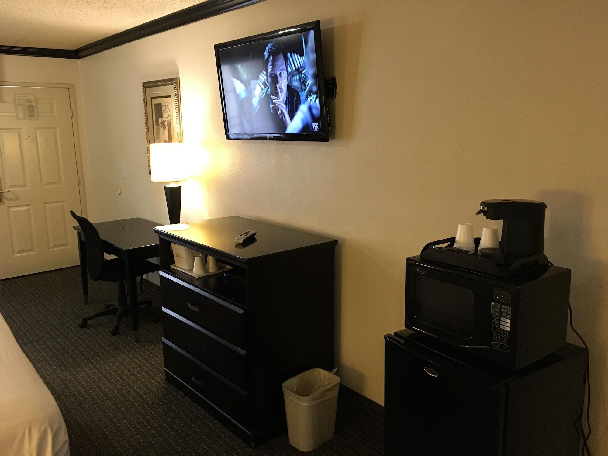 Hotel Ramada By Wyndham Ontario Zewnętrze zdjęcie