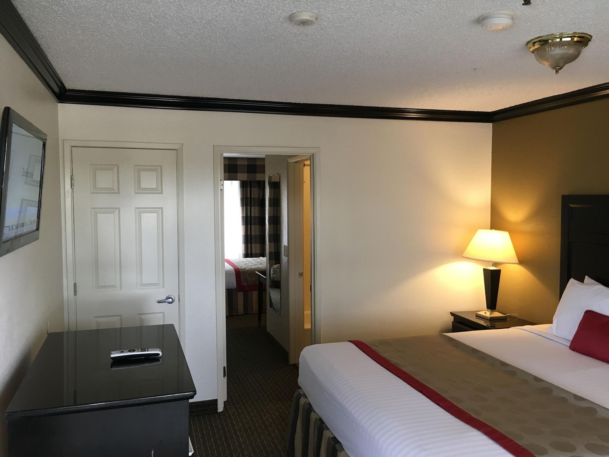 Hotel Ramada By Wyndham Ontario Zewnętrze zdjęcie